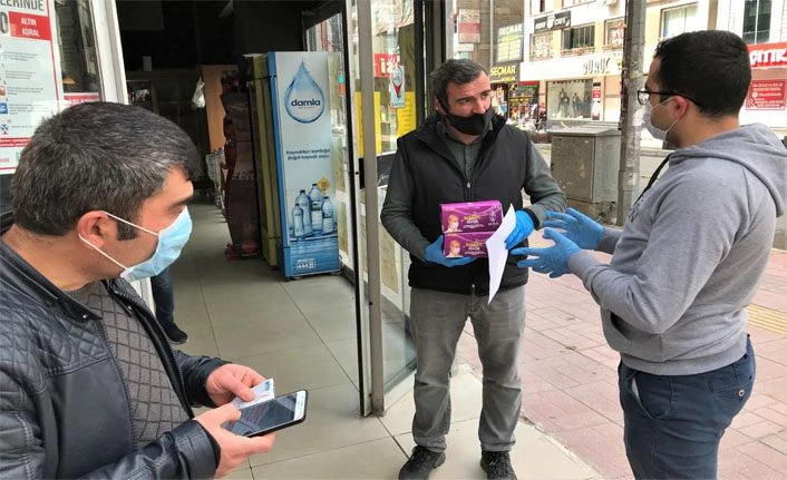 Van TSO’dan ücretsiz maske dağıtımı 