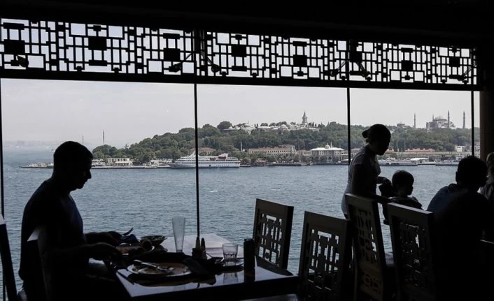 Yerli turistlerin seyahat harcamaları 5 yılda 177 milyar lirayı buldu