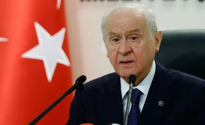 Bahçeli: Milliyetçi Hareket Partisinin sakat masa kurmanın telaşında olanları ciddiye alması ham bir hayaldir