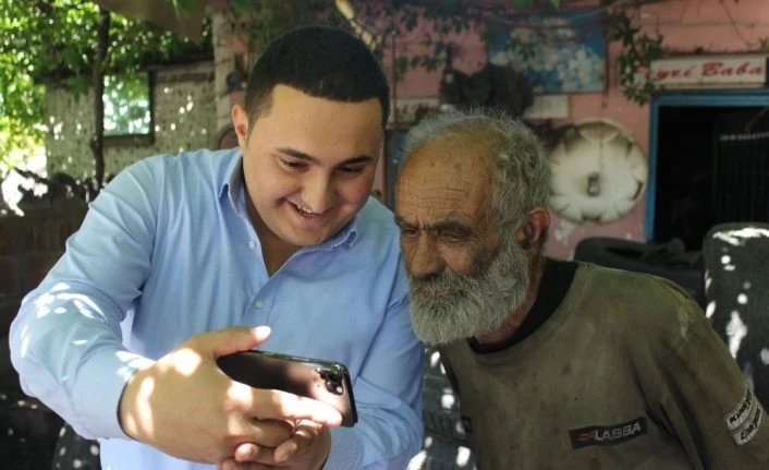 CHP Genel Başkanı Kılıçdaroğlu ve Milletvekili Erol  Feyzi baba ile bayramlaştı