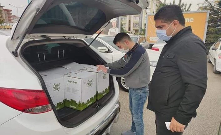 CHP Van İl Başkanlığından 3 bin aileye gıda ve alışveriş çeki desteği 