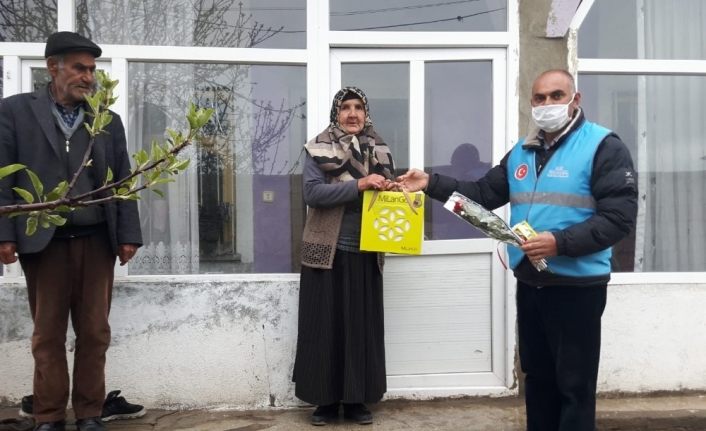 Erciş’te şehit anneleri unutulmadı