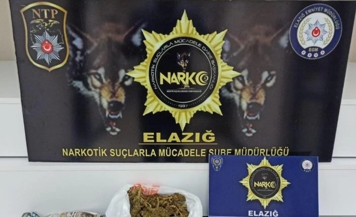 Esrarla yakalanan 2 şüpheli, 6 bin TL’de Korona cezası yedi