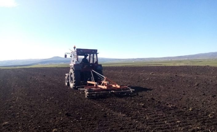 Kars’ta pancar üreticileri konteyner istiyor