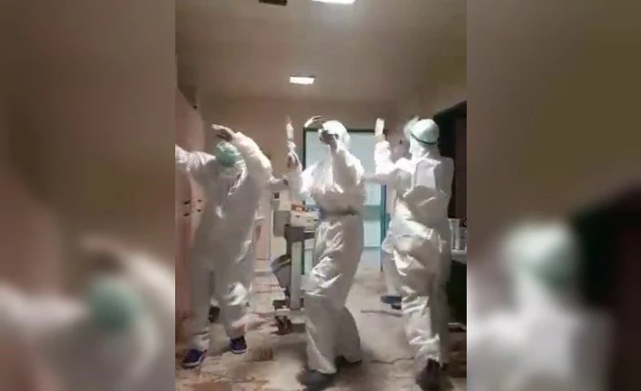 Korona nedeniyle yoğun bakımda hasta kalmayınca sağlıkçılar böyle sevindi