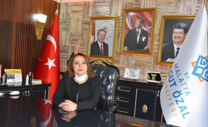 Malatya Turgut Özal Üniversitesi Rektörü Prof. Dr. Aysun karabulut: