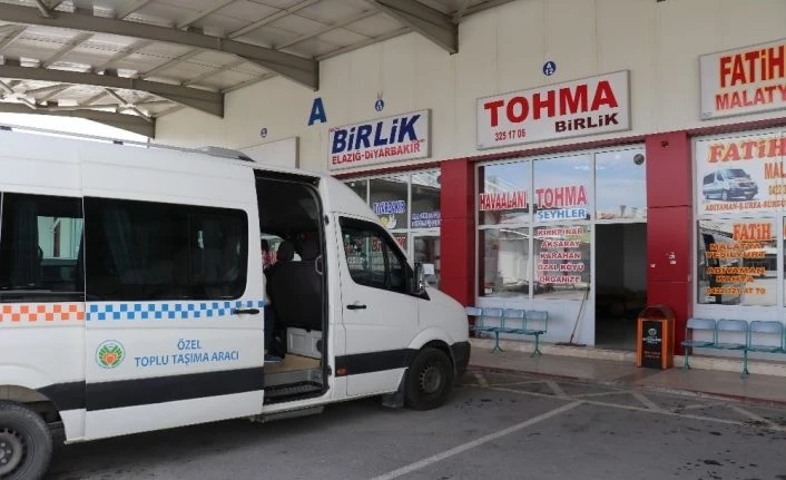 Malatya’dan 1 ay sonra ilk kez minibüs seferi yapıldı