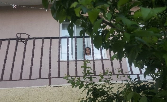 (ÖZEL) Bitlis’teki köy çocuklarının sessiz bayram sevinci