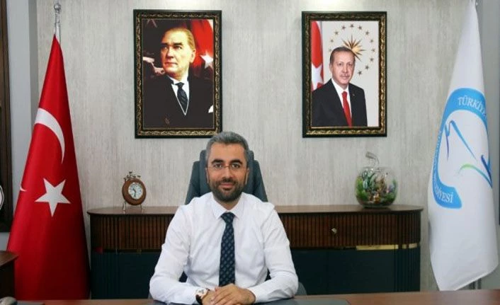 Van Edremit Belediye Başkanı Say'dan ‘Sağlık Kahramanları Hatıra Ormanı' kampanyasına destek