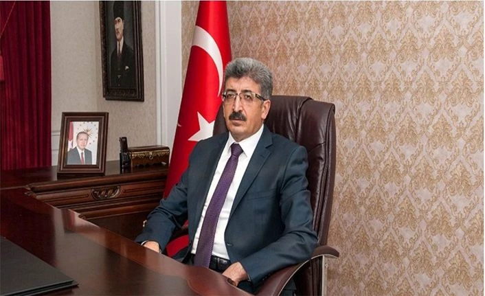 Van Valisi Bilmez: Başkale’de depremde evi yıkılan ve hasar gören herkese ev yapılacak