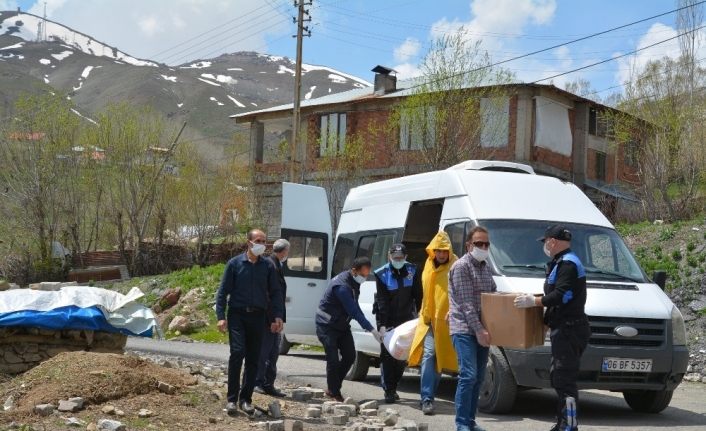 ’Vefa’ ekibi gönüllere dokunmaya devam ediyor