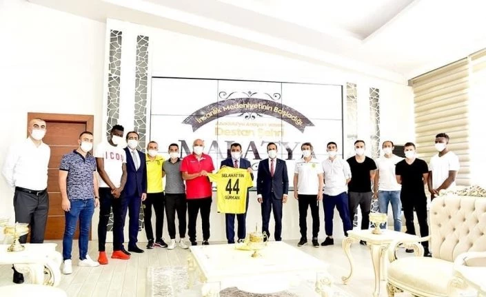 Yeni Malatyaspor’dan Başkan Gürkan’a teşekkür ziyareti
