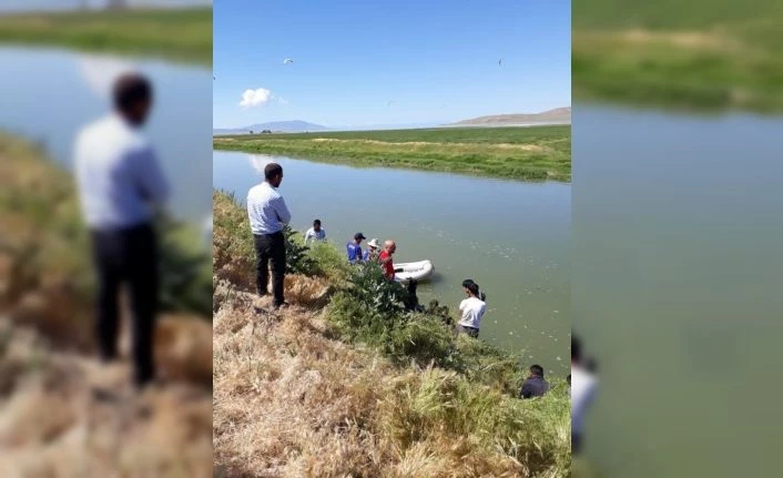 Van'da balık tuttuğu sırada Zilan Çayı’na düşen gencin cansız bedenine ulaşıldı