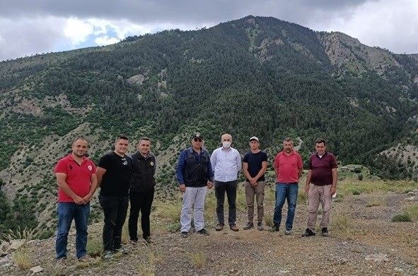 Bölge Müdürü Ayatay Uzundere’de yol yapım çalışmalarını yerinde inceledi