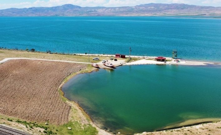 Van'ın Erçek Gölü ve çevresi koruma altına alındı