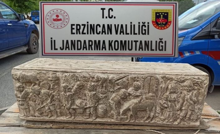 Erzincan’da lahit mezarını satmaya çalışan 3 kişi yakalandı