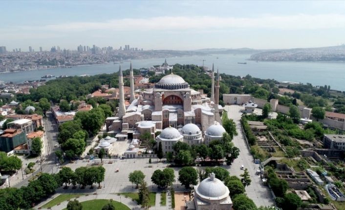 Evliya Çelebi Seyahatnamesi'ndeki gizemli Ayasofya