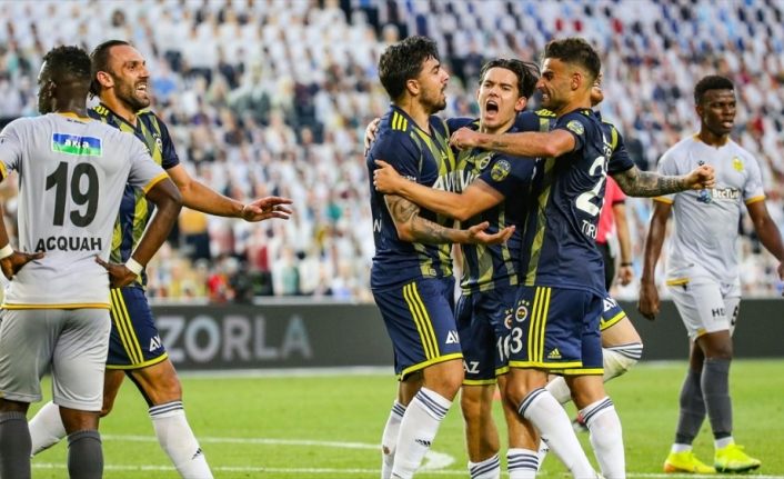 Fenerbahçe pes etmiyor