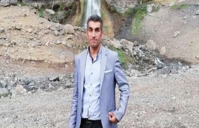 Gece yarısı evinden alınarak tek kurşunla öldürülen vatandaş toprağa verildi