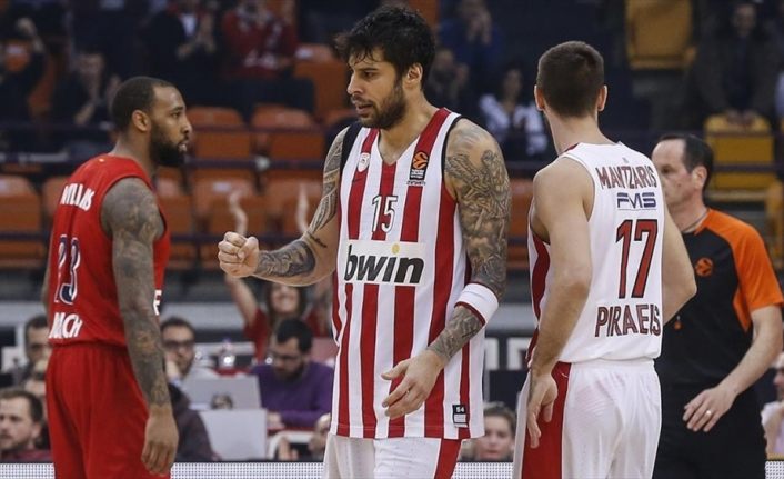 Georgios Printezis bir yıl daha Olympiakos