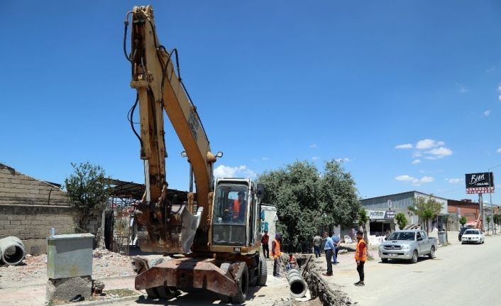 Van Hacıbekir Caddesi’nde yenileme çalışması