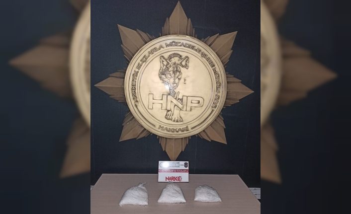 Hakkari’de 3 kilogram metamfetamin maddesi ele geçirildi