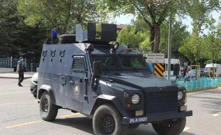 Hastane önündeki cinayetin zanlıları Adliyeye sevk edildi