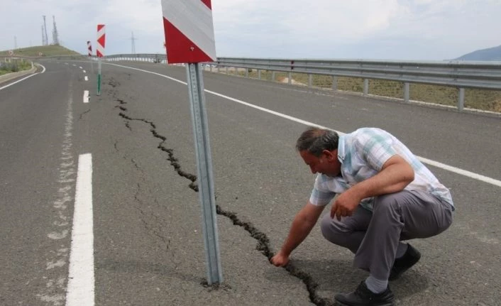 Oltu Çevre yolu 18 yıldır bitirilemiyor