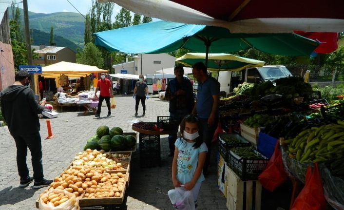 Posof pazarcılara da kapıyı açtı