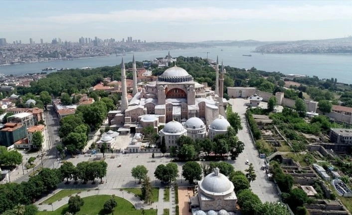 Prof. Dr. Şimşirgil: Ayasofya