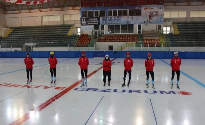Short Track Milli Takımı sporcuları Polonya’dan canlı yayınla antrenman yapıyor