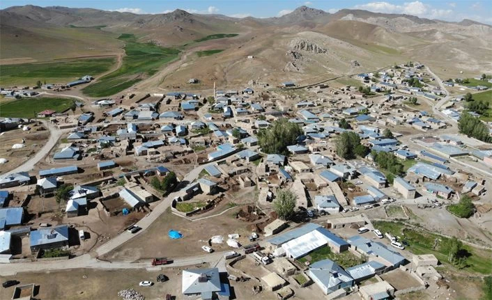 Siyasi Parti Van İl Başkanlarından Özalp için geçmiş olsun mesajı