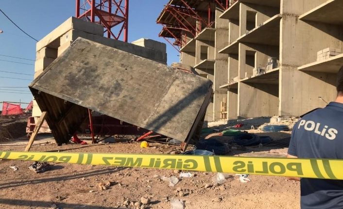 Elazığ’da 5’inci kattan işçiler iskeleyle düştü: 5 yaralı