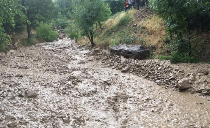 Hakkari’de sel