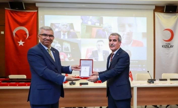 Kızılay Malatya Şubesi’ne 5 ödül