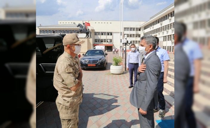 Tümgeneral İlbaş’tan Vali Özkan’a ziyaret