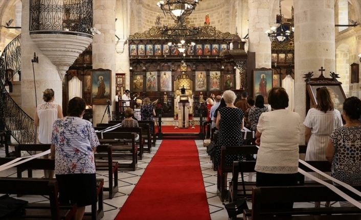 Türkiye farklı inançlara sağlanan ibadet yeri sayısında Batı