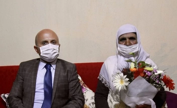 Vali Varol’dan şehit ailelerine ziyaret