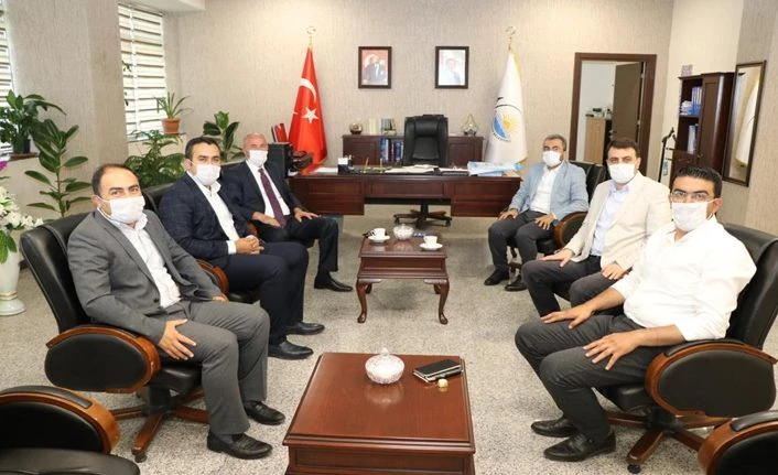 Van Edremit ve Tuşba Belediye Başkanından Büyükşehir Belediyesi Genel Sekreter Yardımcılarına ziyaret