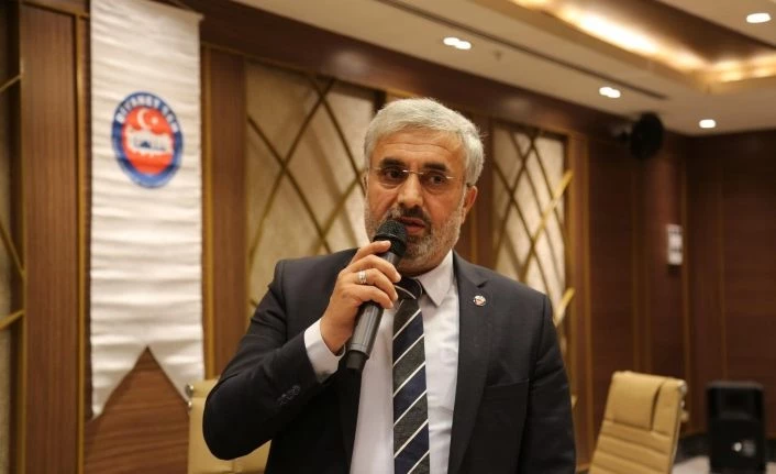 Arvas: Pandemi sürecinde toplu yılbaşı kutlaması yapmak büyük vebaldir