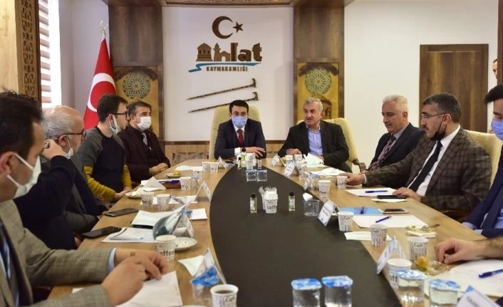 Ahlat’ta ‘Madavans Vadisi Eko Turizm Geliştirme Projesi’ toplantısı