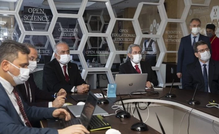Ankara Üniversitesi Rektörü Prof. Dr. Necdet Ünüvar, Atatürk Üniversitesinin konuğu oldu