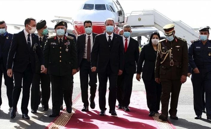 Bakan Akar ve Orgeneral Güler resmi ziyaret için Irak