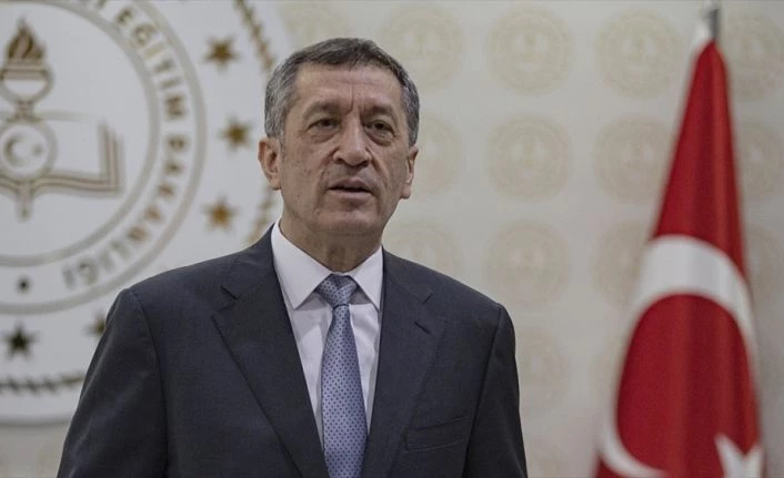 Bakan Ziya Selçuk: Mesleki gelişim programları 400 bin öğretmenin başvurusuna açıldı