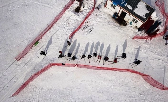 Bitlis’te kayak sezonu açıldı