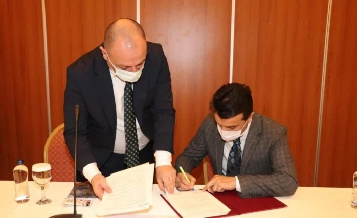 Çatak’a gençlik ve spor yatırımları için protokol imzalandı