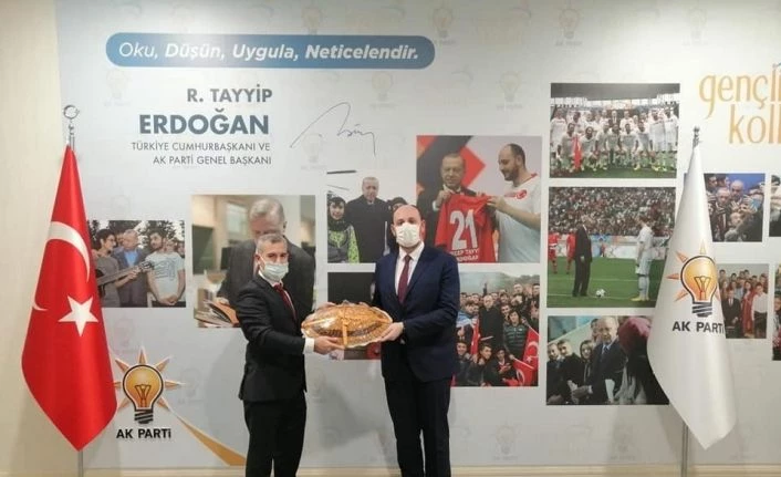 Çınar, devam eden ve planlanan yatırımlar için Ankara’da temaslarda bulundu