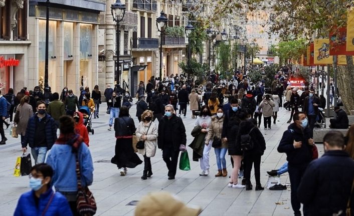 Dünya genelinde Kovid-19 vaka sayısı 95 milyonu geçti