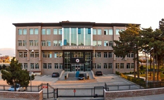 Erzincan merkezli FETÖ operasyonu: 13 kişi gözaltına alındı
