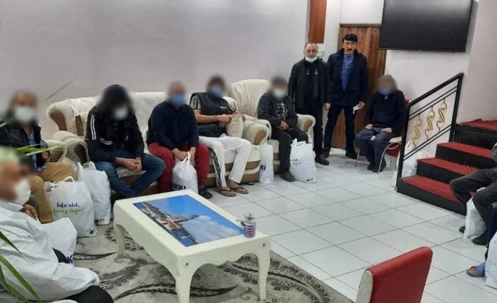Erzincan’da sokakta yaşayan evsizler otellere yerleştirildi